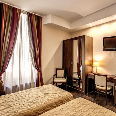 Hotel Villafranca Rome Bagian luar foto