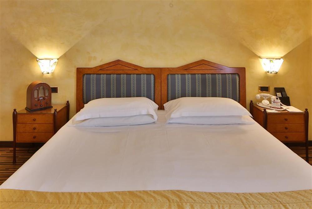Hotel Villafranca Rome Bagian luar foto